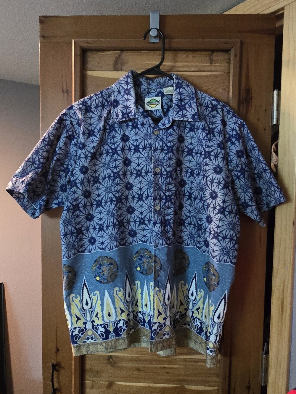 Men's Blue Patterned Short-Sleeve Button-Down Shirt